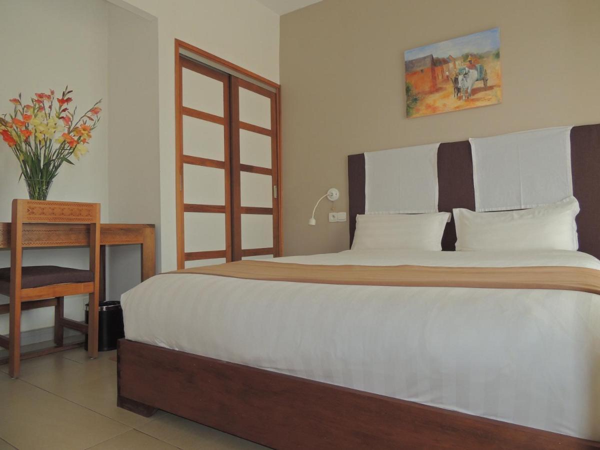 Plumeria Hotel Antsirabe Dış mekan fotoğraf